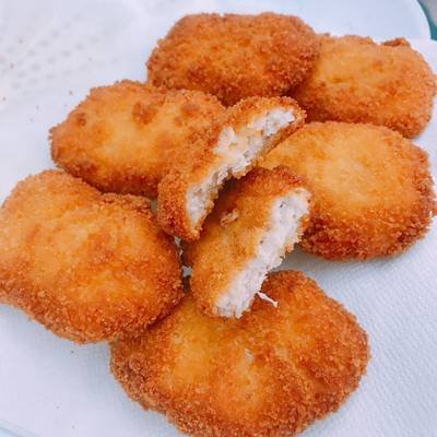 CHICKEN NUGGET