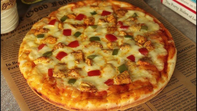 CHICKEN CREAMY PIZZA