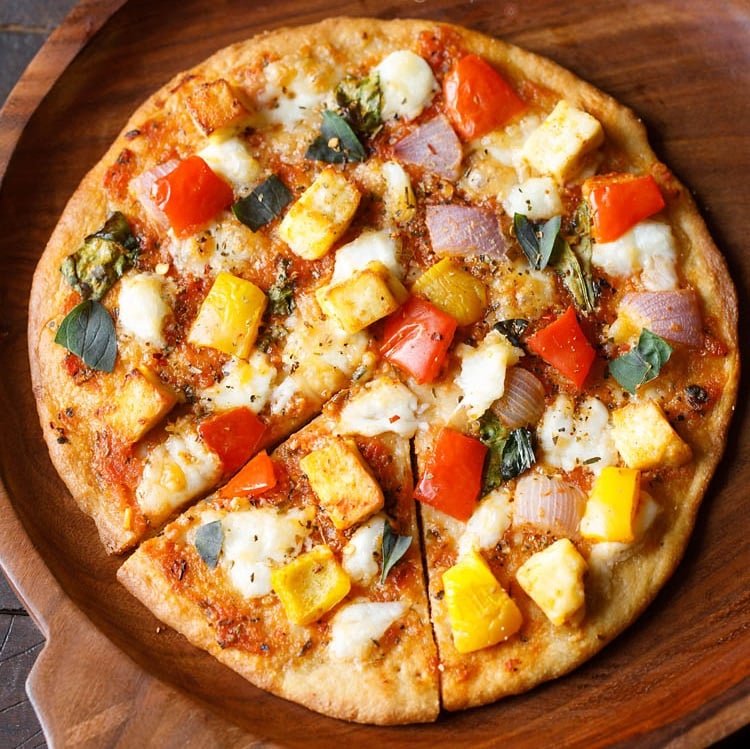 PANEER CREAMY PIZZA 